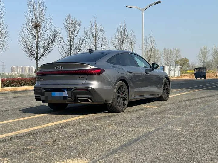 AUDI A5L SPORTBACK 2025