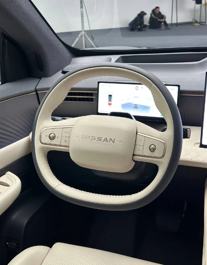 NISSAN NX8 MAX 580 2026