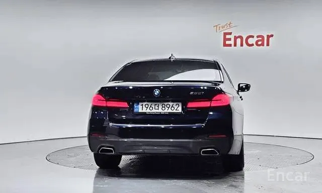 BMW 520I M SPORT 2023