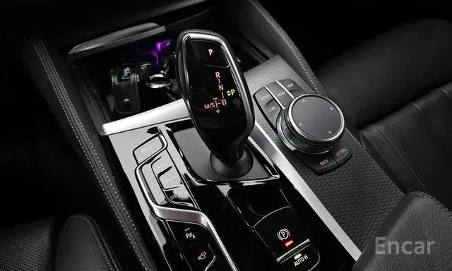 BMW 520I M SPORT 2023