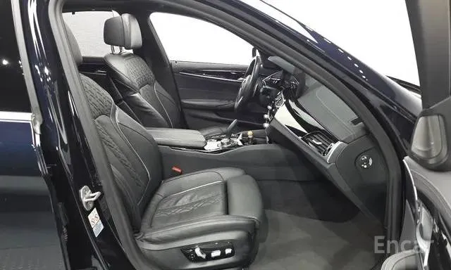 BMW 530I M SPORT 2022