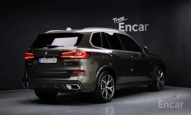 BMW X5 XDRIVE40I M SPORT 2023
