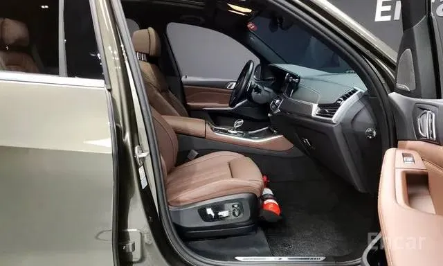 BMW X5 XDRIVE40I M SPORT 2023