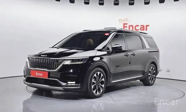 KIA CARNIVAL SIGNATURE 2023