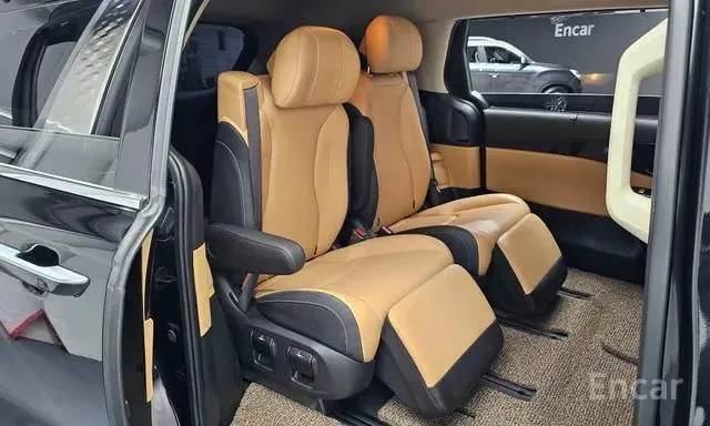 KIA CARNIVAL SIGNATURE 2023