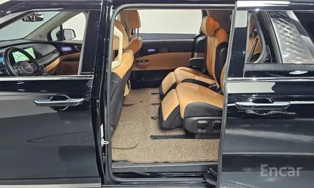 KIA CARNIVAL SIGNATURE 2023