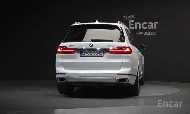BMW X7 2022