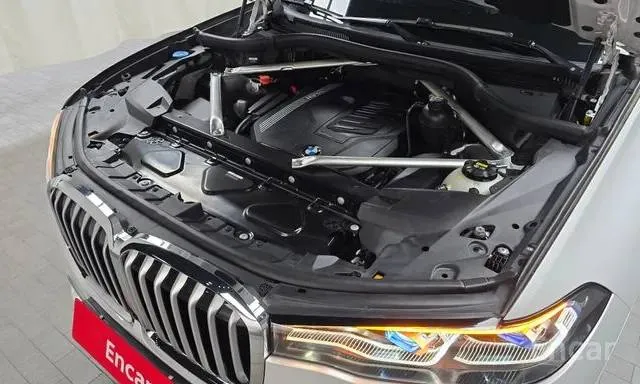 BMW X7 2022