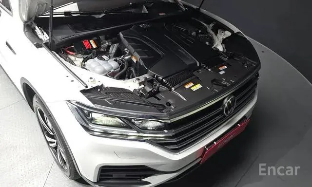 VOLKSWAGEN TOUAREG PREMIUM 2022