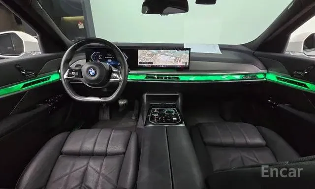 BMW 740I SDRIVE DESIGN PURE 2023