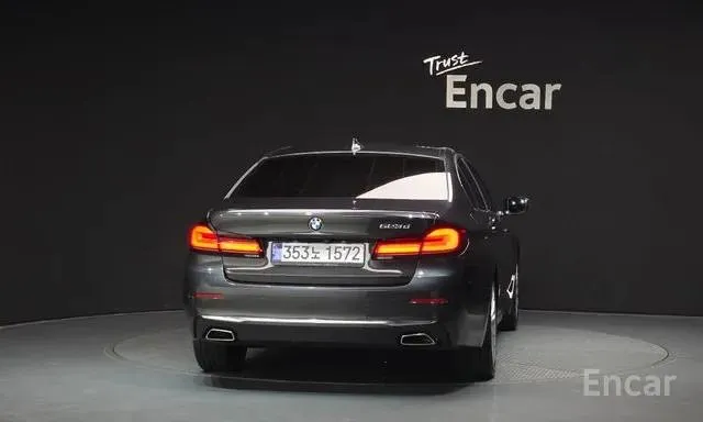 BMW 5 SERIES 2022