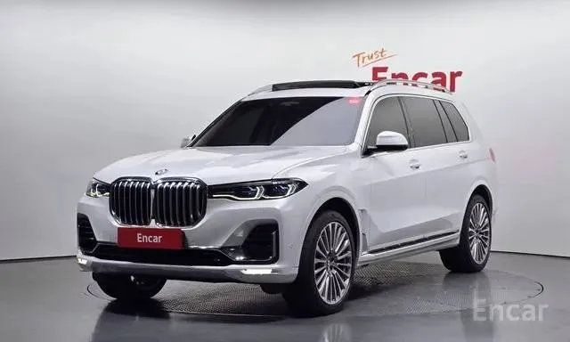 BMW X7 2022