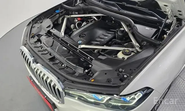 BMW X7 2022