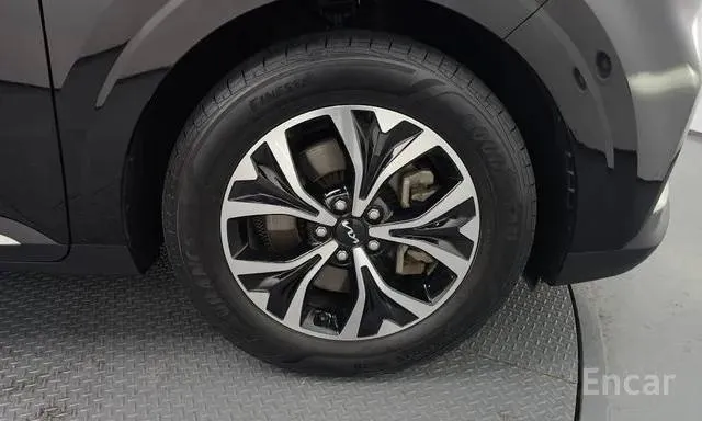 KIA CARNIVAL NOBLESSE 2022
