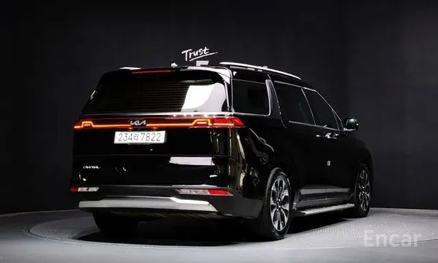 KIA CARNIVAL SIGNATURE 2022