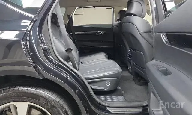 GENESIS GV80 AWD 2022