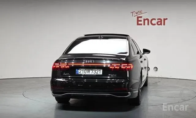 AUDI A8 PREMIUM 2023