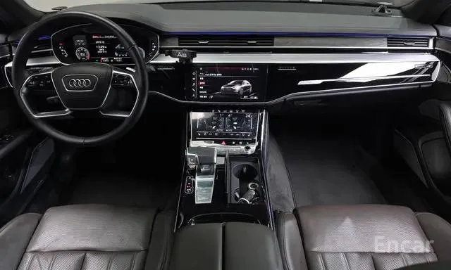 AUDI A8 PREMIUM 2023