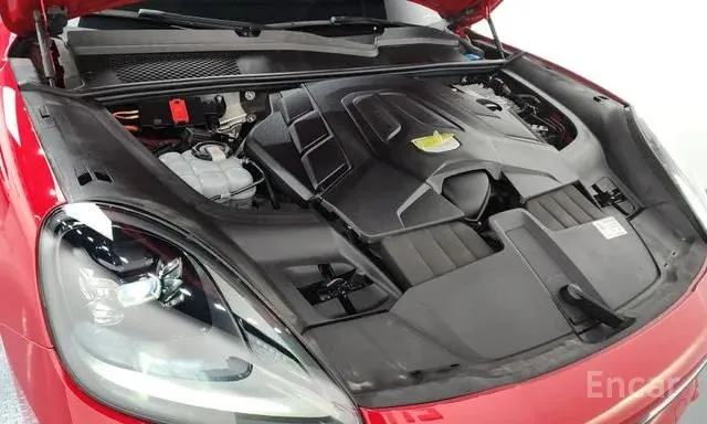 PORSCHE CAYENNE 2023