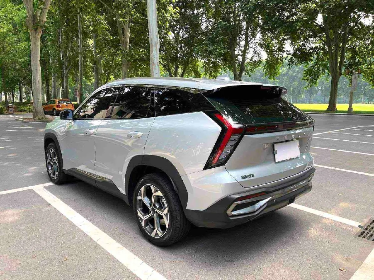 GEELY BOYUE L 2022
