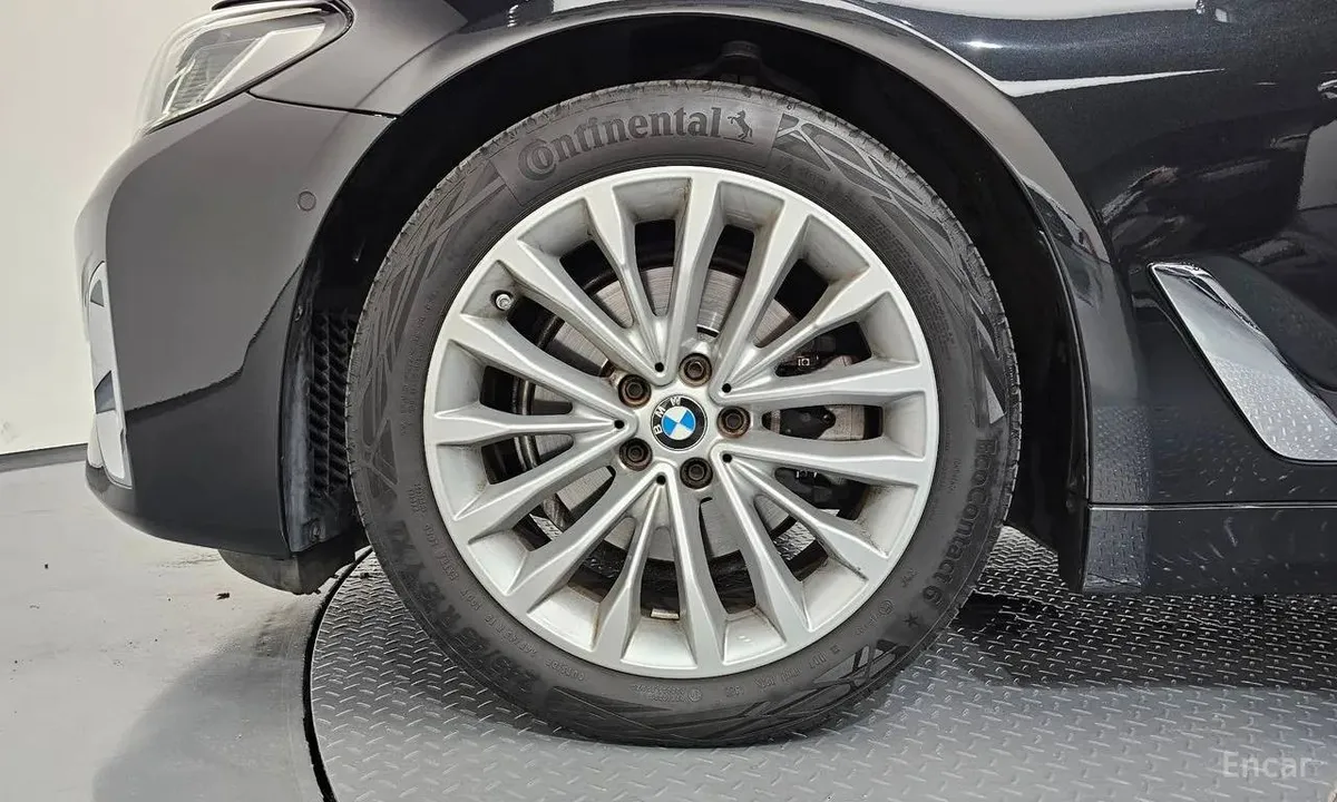 BMW 520I LUXURY 2022