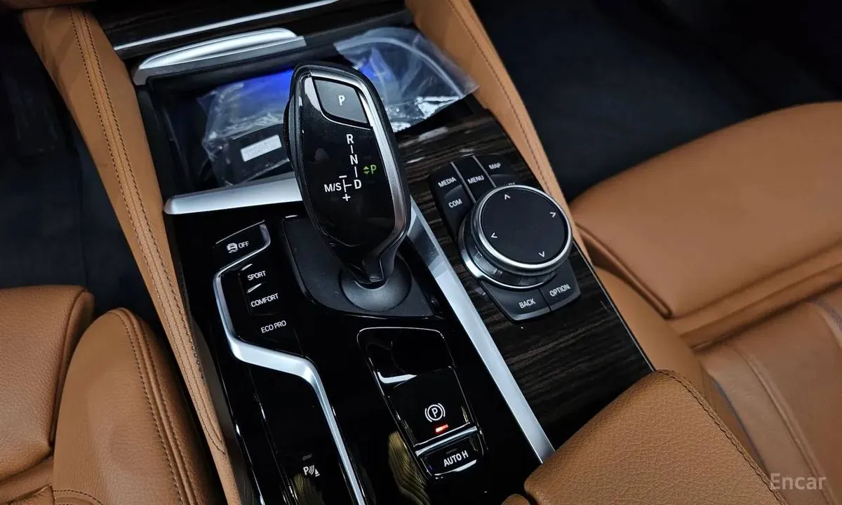 BMW 520I LUXURY 2022