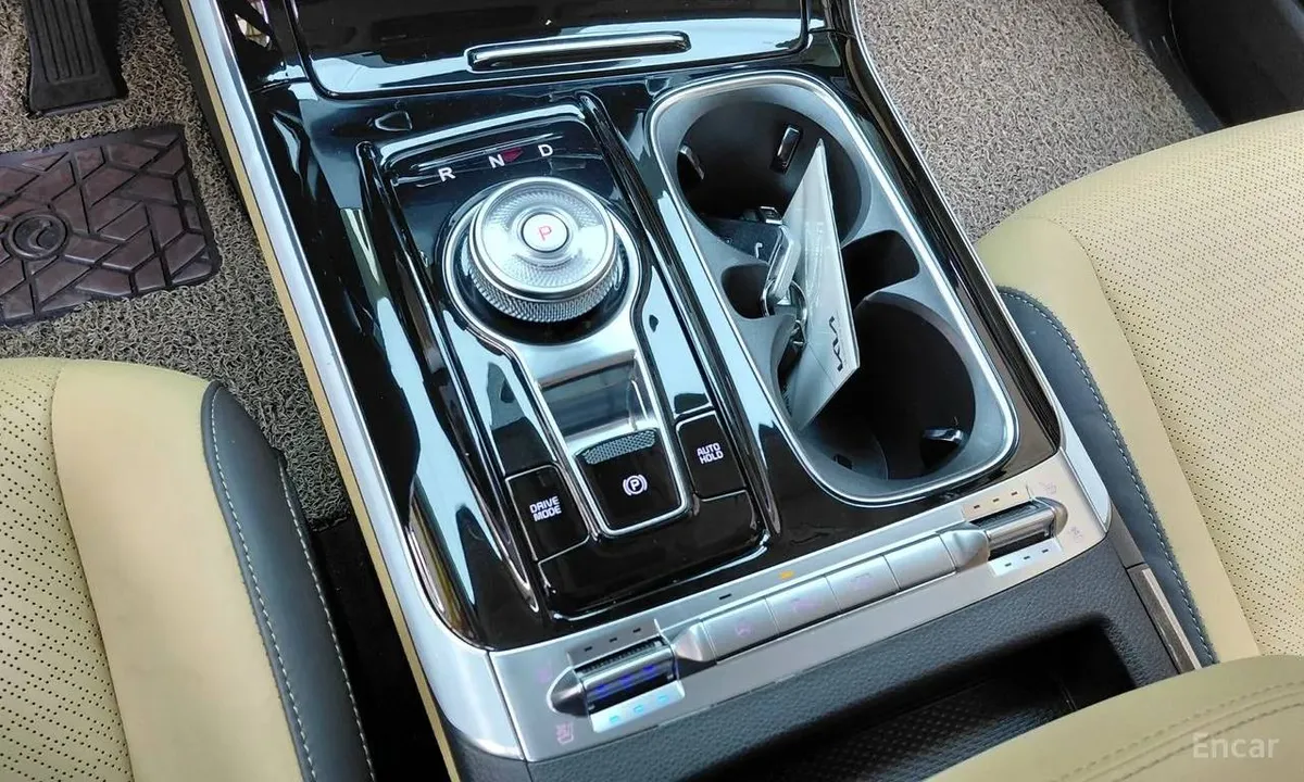 KIA CARNIVAL SIGNATURE 2022