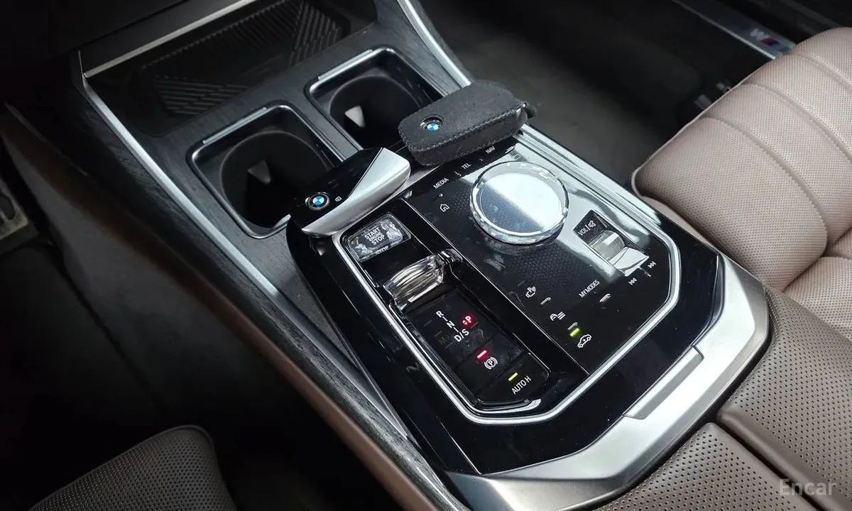 BMW 740I SDRIVE M SPORT 2023