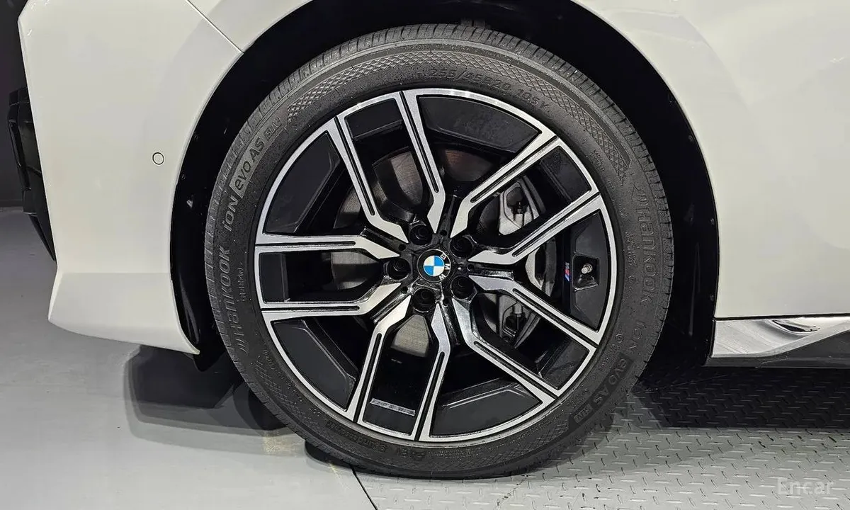BMW 740I SDRIVE M SPORT 2022
