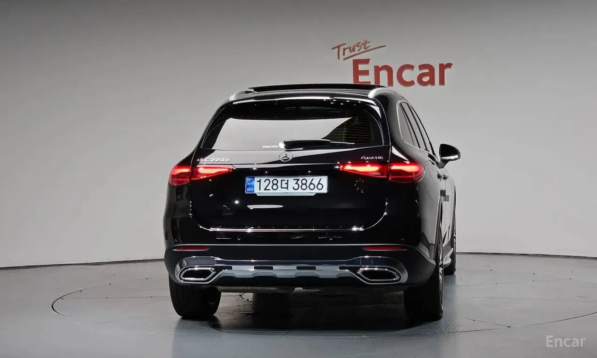 MERCEDES-BENZ GLC220D 4MATIC 2023