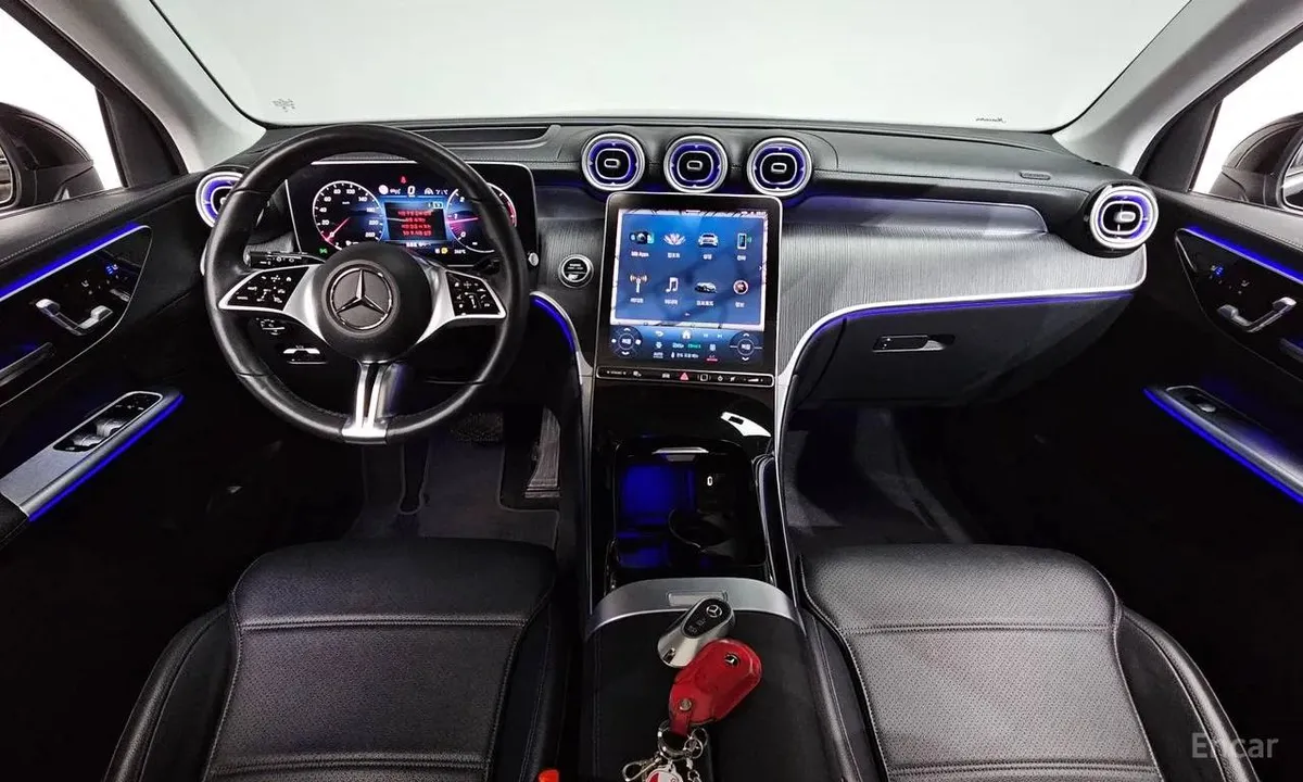 MERCEDES-BENZ GLC220D 4MATIC 2023