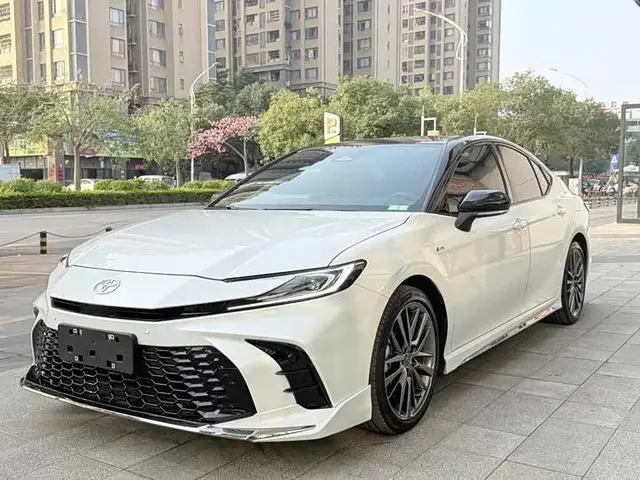 TOYOTA CAMRY HYBRID 2024