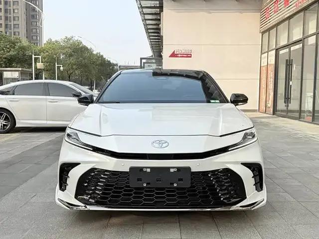 TOYOTA CAMRY HYBRID 2024