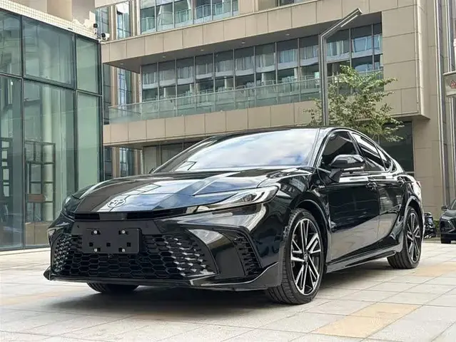 TOYOTA CAMRY HYBRID 2025