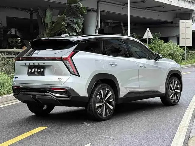 GEELY BOYUE L 2022