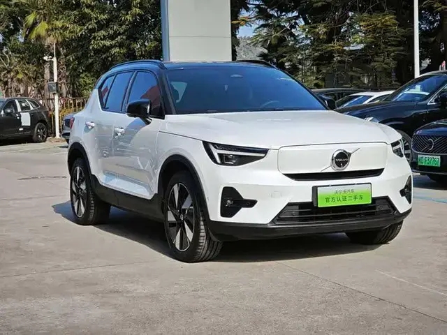 VOLVO XC40 PRO EV 2023