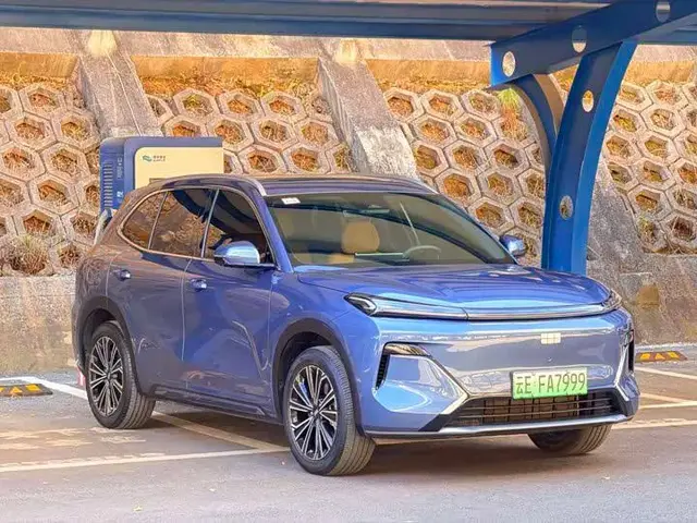 GEELY GALAXY STARSHIP 7 2025