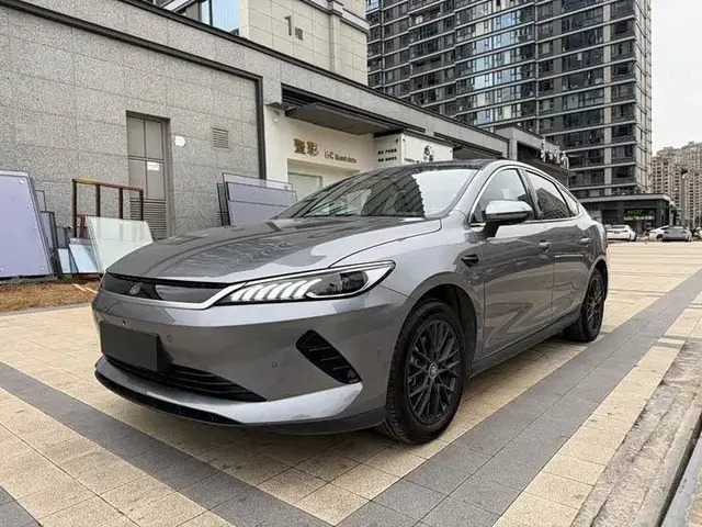 BYD QIN PLUS EV 2025
