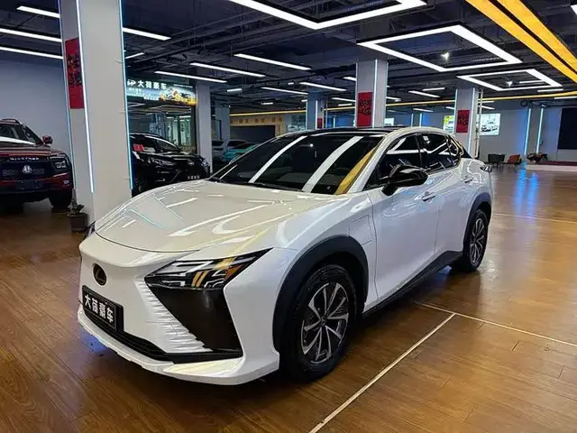 LEXUS RZ 450E AWD 2024