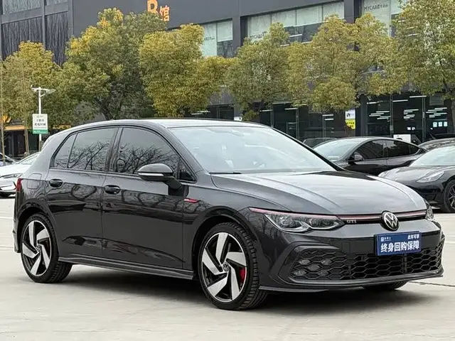 VOLKSWAGEN GOLF GTI 2022