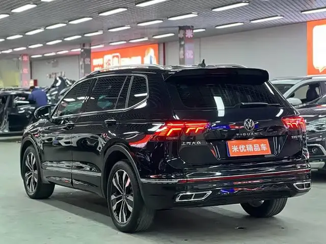 VOLKSWAGEN TIGUAN L R-LINE FWD 2022
