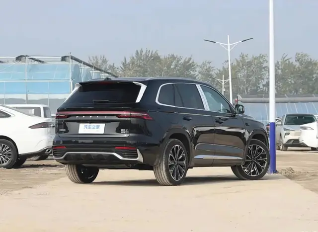 GEELY XINGYUE L 2026