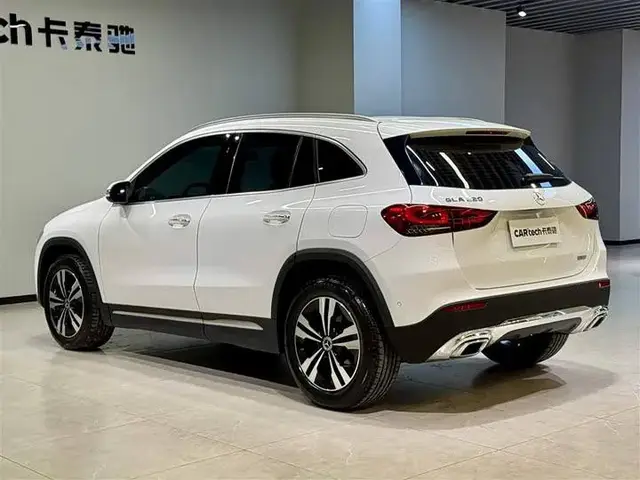 MERCEDES-BENZ GLA 220 2022