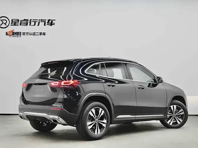 MERCEDES-BENZ GLA 220 2023