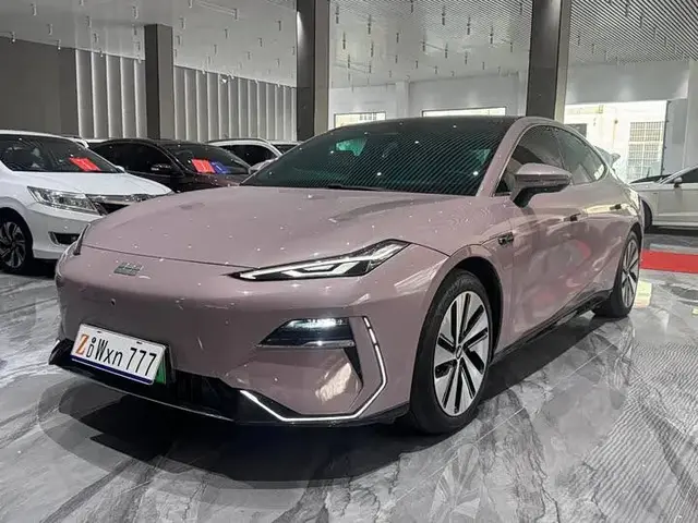 GEELY GALAXY E8 665 2024