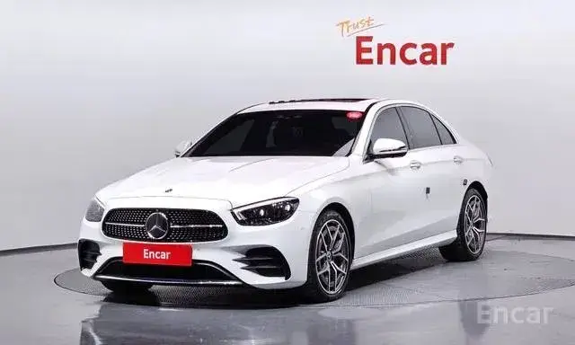 MERCEDES-BENZ E220D 4MATIC AMG-LINE 2022