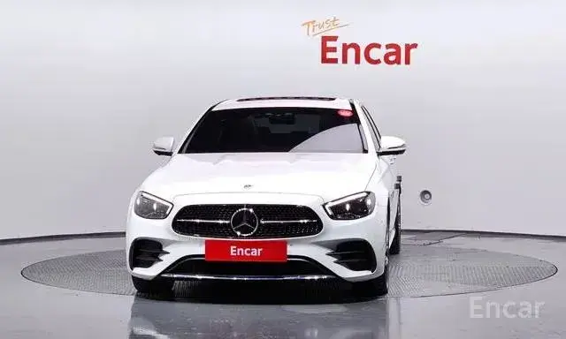 MERCEDES-BENZ E220D 4MATIC AMG-LINE 2022