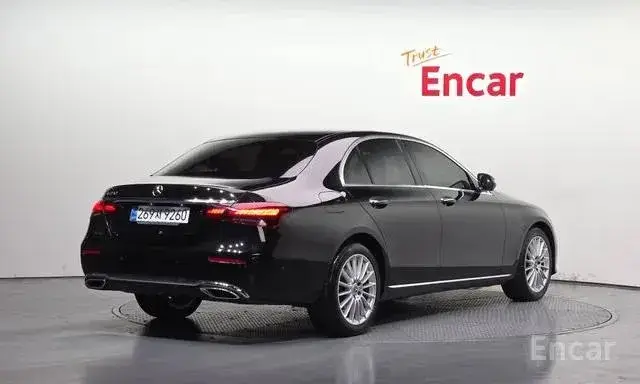 MERCEDES-BENZ E250 2022