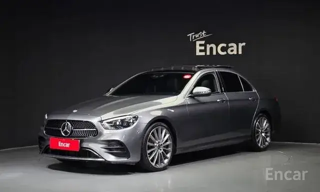 MERCEDES-BENZ E350 4MATIC AMG-LINE 2022