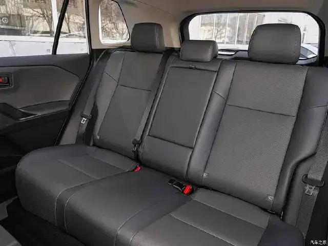 TOYOTA RAV 4 4WD LUXURY 2026